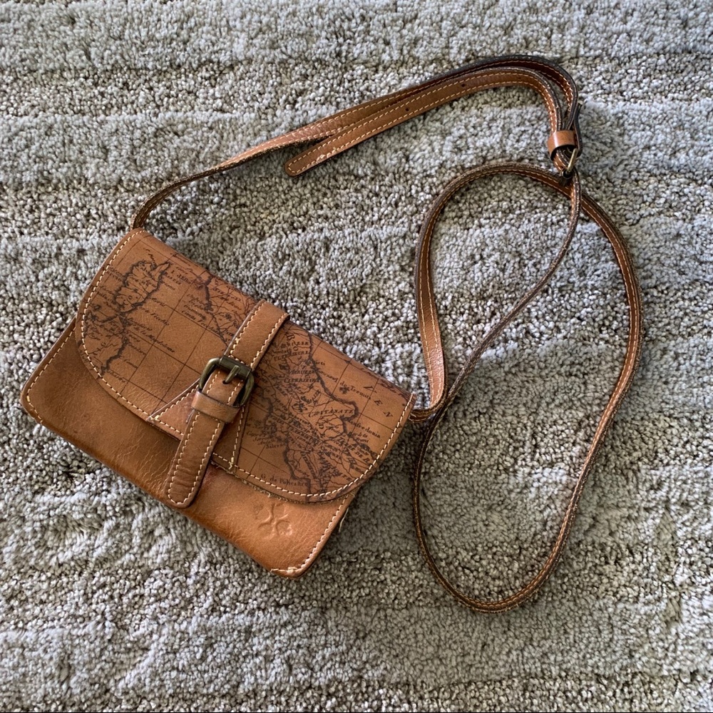 Patricia Nash Torri Crossbody Signature Map
